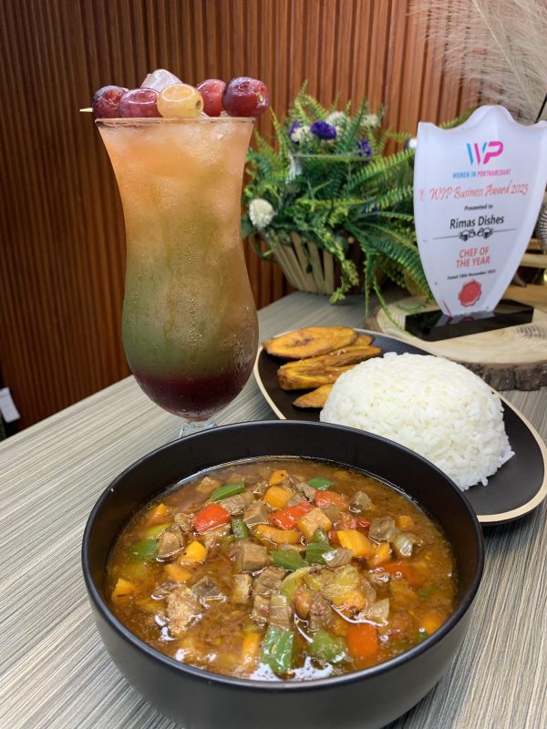 Shredded beef sauce and steamed rice